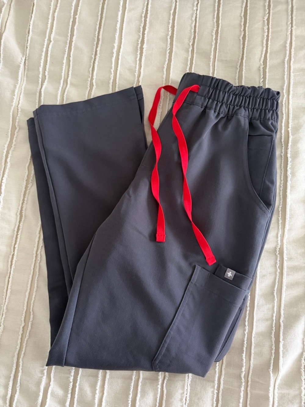 Figs Technical Collection Scrub Dawa pants  in Charcoal Small Petite brand new
